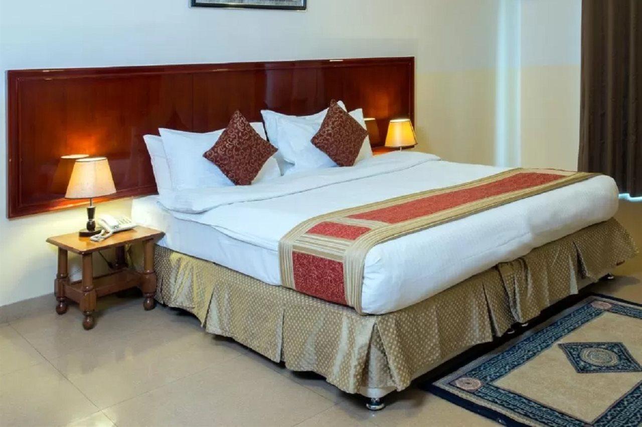 Safeer Plaza Hotel Muscat Exterior photo