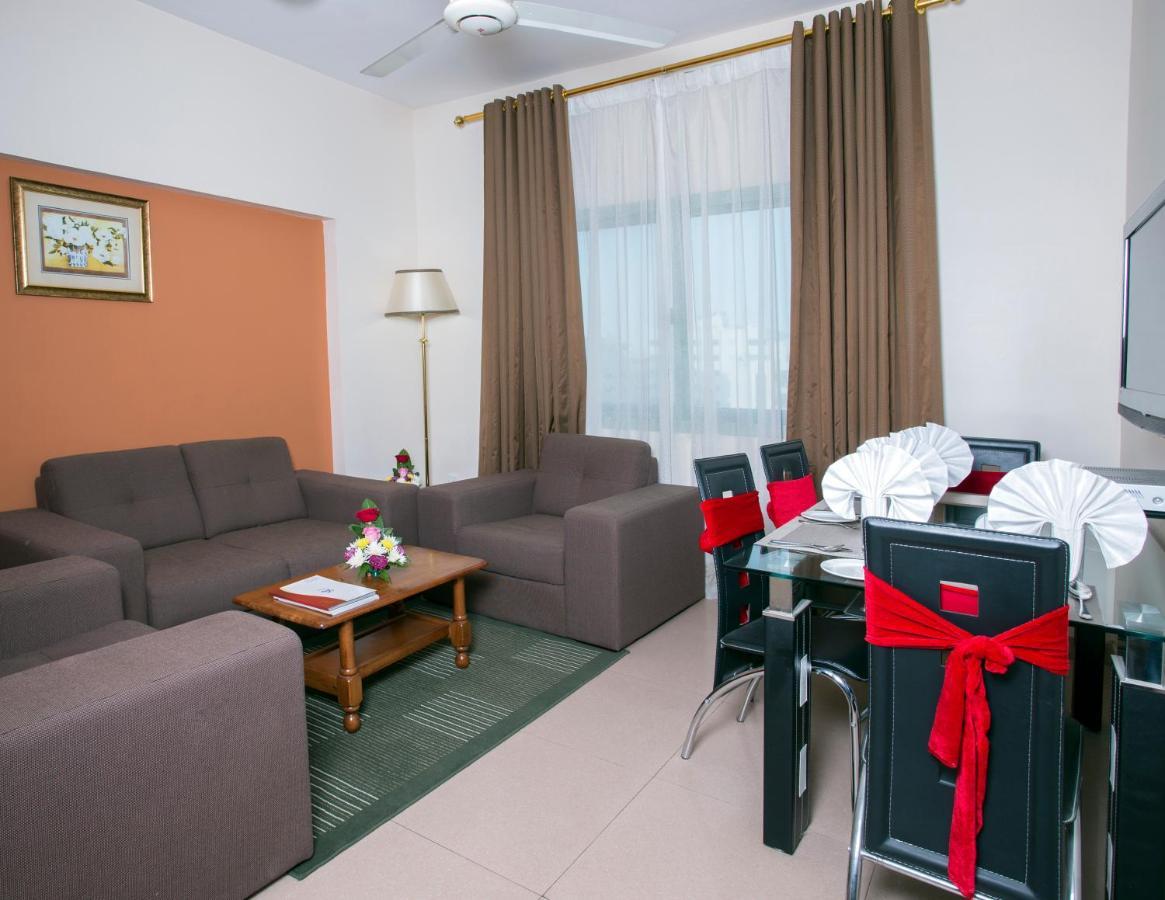 Safeer Plaza Hotel Muscat Exterior photo