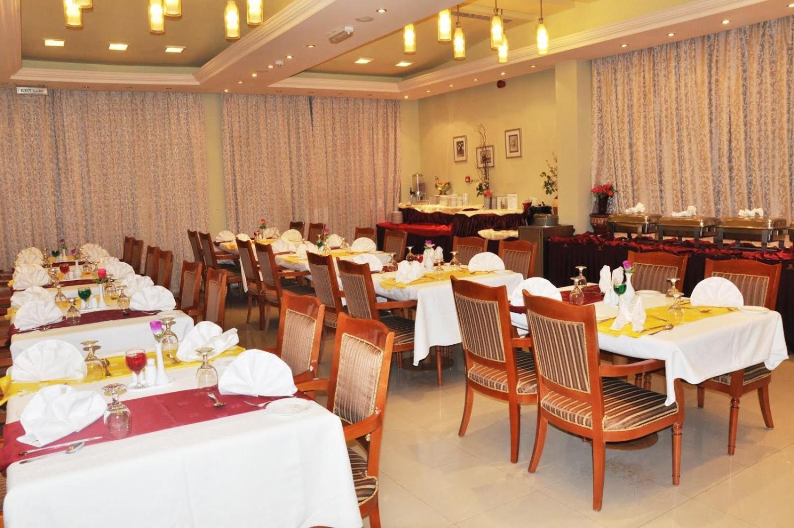 Safeer Plaza Hotel Muscat Exterior photo
